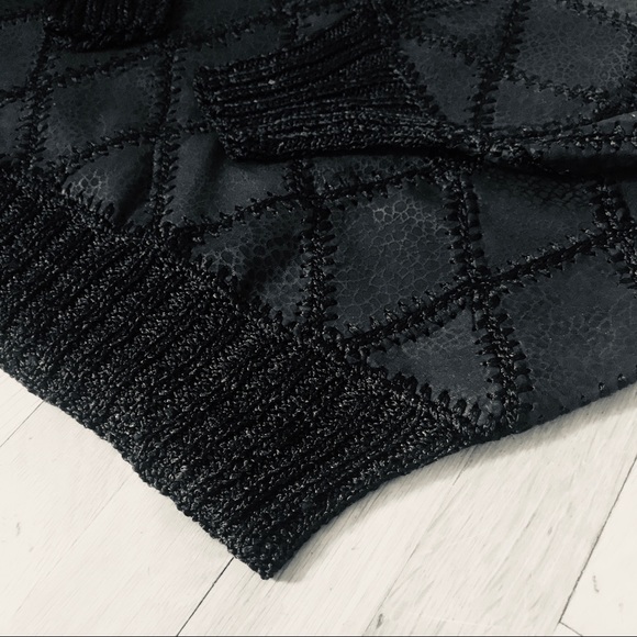 ⛔️SOLD⛔️Vintage 80s handmade leather top - Picture 6 of 7